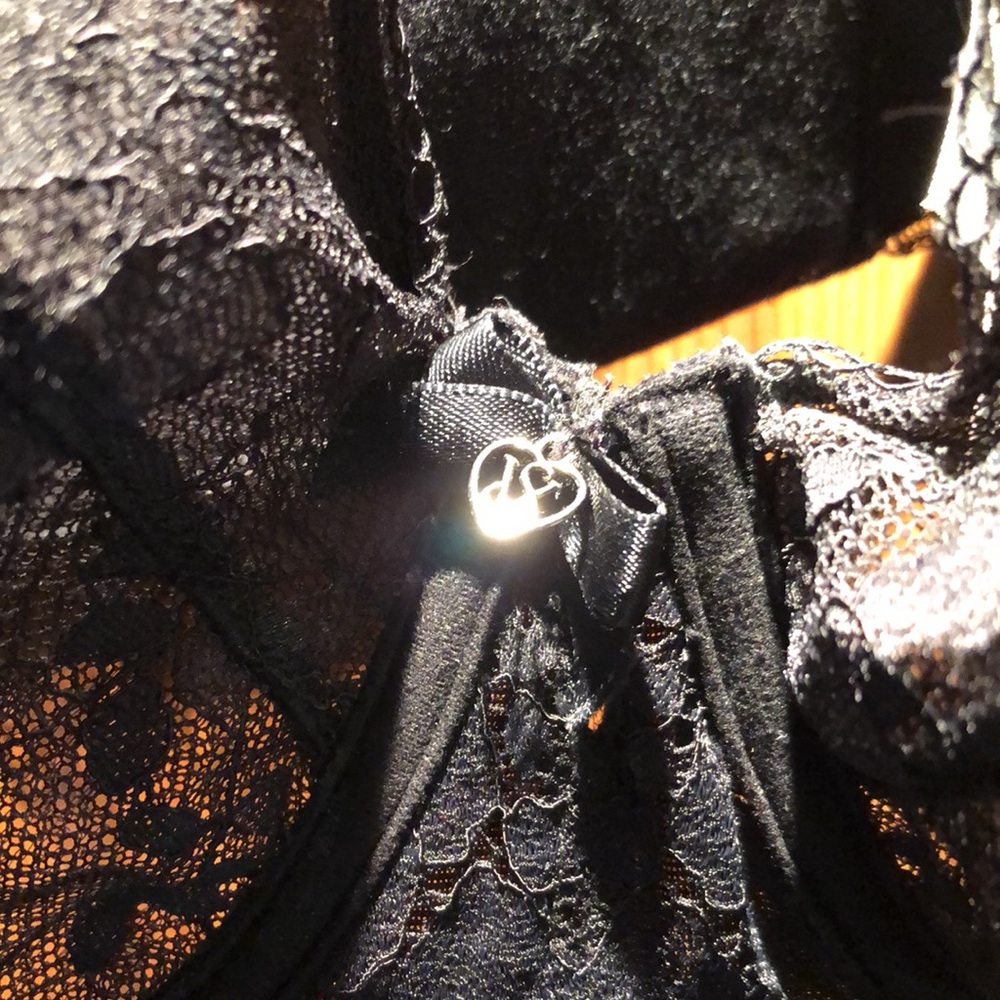 Bra - Picture 2 of 4